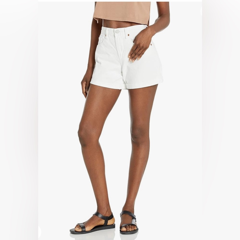 NWT Blank NYC Head in the Clouds The Perry Mom Shorts